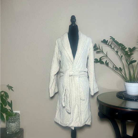 Pottery Barn Dream Robe - Picture 2 of 7